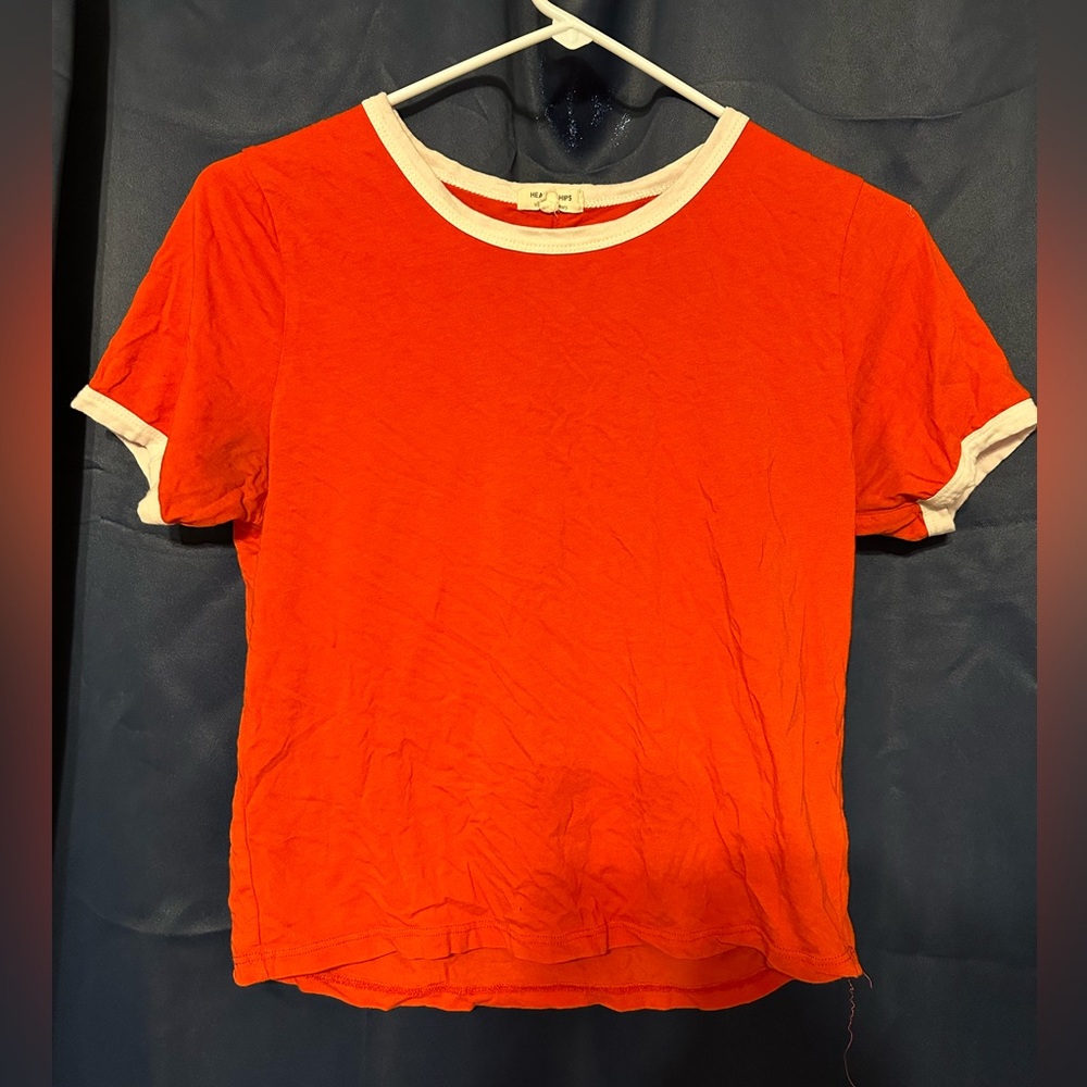 Heart & Hips red tee